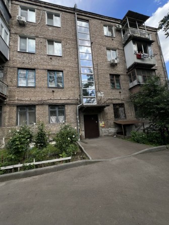 Продаж 2 кімнатна просторна поряд Центр держ програми - фото 1