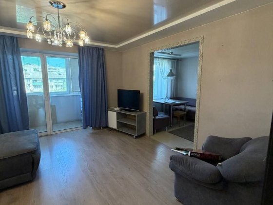Продам  3ком квартиру пр. Слобожанский ост.Донецкая Левый берег ул. Яскрава 7 Днепр