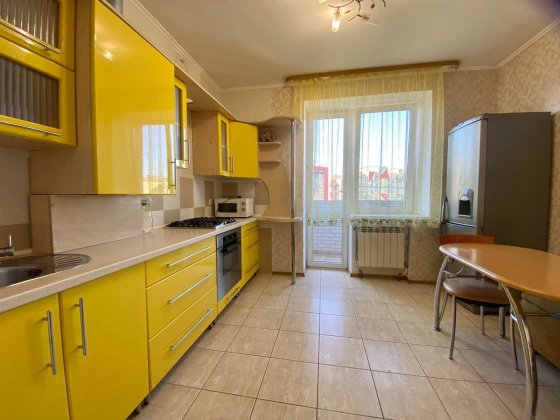 Продам 2к квартиру на вул.Зодчих 4374 Вінниця