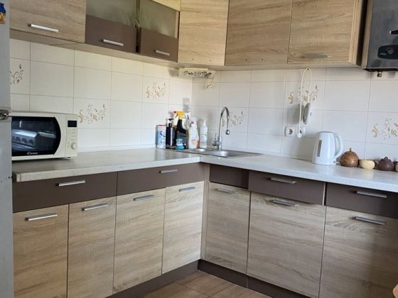 Продажа 3 комнатной квартиры ул.  Днепровское шоссе Запорожье