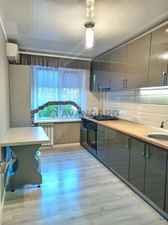 Продаж 3-кімн. квартира вул.Перемоги, 135 ТОРГ - фото 1