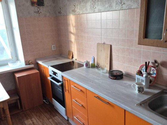 2-х квартира на космосі, 6 гімназія Запорожье