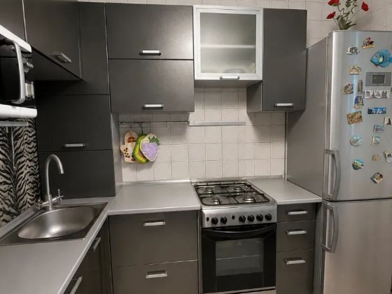 Продам 2к.кв. , сталинка с ремонтом на пр. А .Поля (Кирова) низ. Днепр