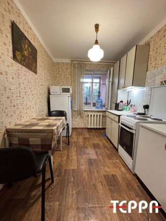Продаж 1-кімнатної квартири, просп. Моторобудівників - фото 1