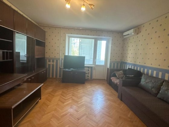 3-кімнатна, київський проект, 4/10, Бородинський Запорожье