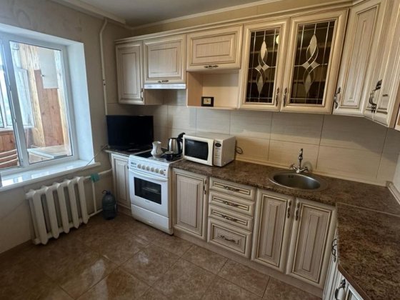 Простора трикімнатна квартира по вулиці Івана Мазепи Житомир
