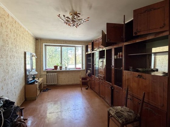 Продаж 2х кімн квартири вул Домбровського рн Дастору 3/5 поверх цегляного будинку Житомир