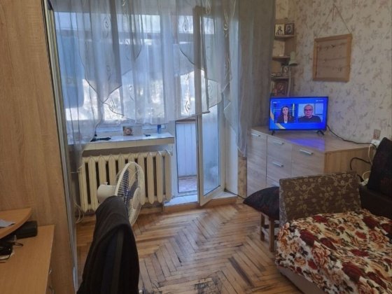Продам 1 ком квартиру в Заводском районе Запорожье
