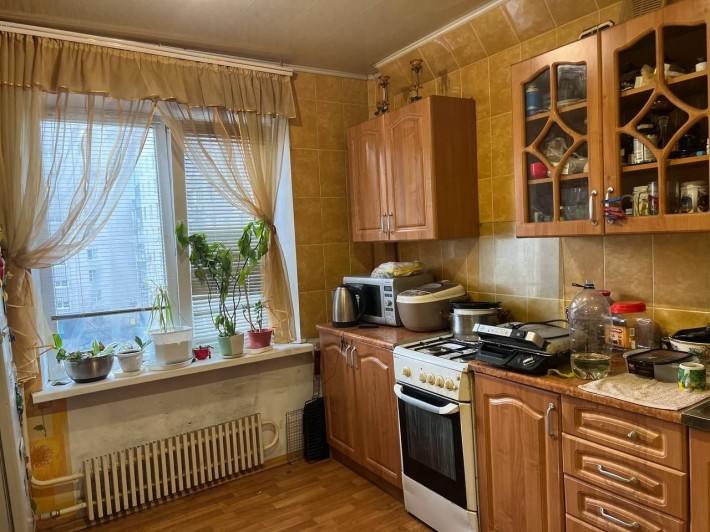 Продаж 2к квартири 1-й Південний мкрн - фото 1
