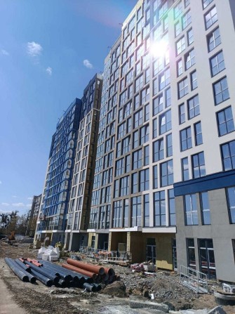 Смарт-квартира з панорамним видом на річку в новобудові комфорт-класу - фото 1