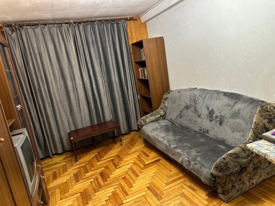 Продається  двокімнатна квартира в Хортицькому районі Запорожье
