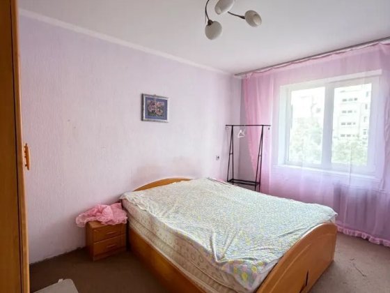 Продам 2-к квартиру Перемога-1 Набережна Перемоги 58 Днепр