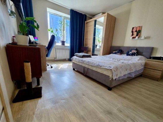 Продам 2-к квартиру, низ  Кірова (Поля) Днепр