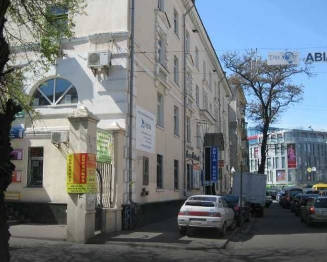 У продажу 3к. квартира у центрі, вул. В. Липинського - фото 1