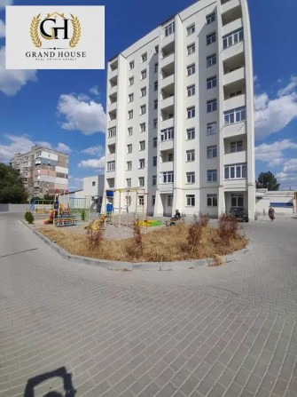 Продам простору 3-и кімнатну квартиру 92 м², р-н Автовокзалу. - фото 1