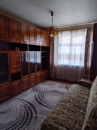 Продам 2-к квартиру - фото 1