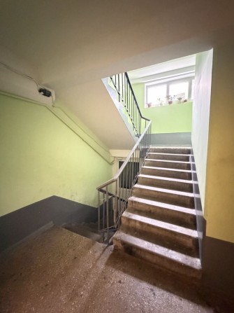 Трехкомнатная чешка, Штурмовая ул., Правый берег - фото 1