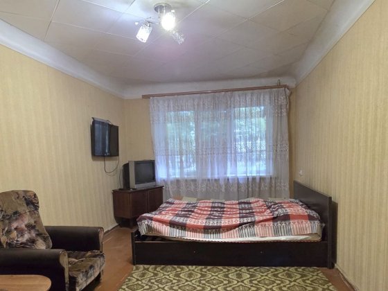 Терміновий продаж 1 кімн квартири в районі 13-ї школи! Кропивницький
