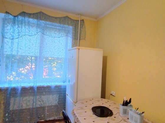 Продам 2кім квартиру Попова 2й поверх Кропивницький