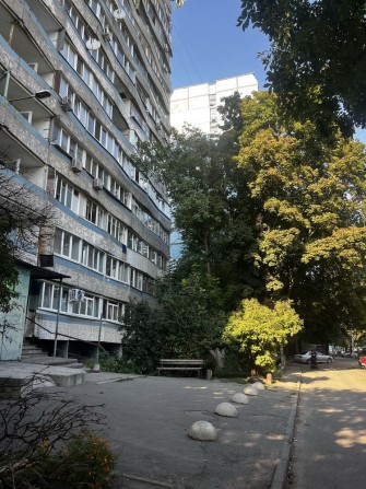 Продам квартиру. Тополь 2 - фото 1