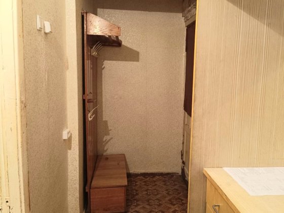 Продам 1-к квартиру, Вознесеновский район, пл. Фестивальная Запорожье