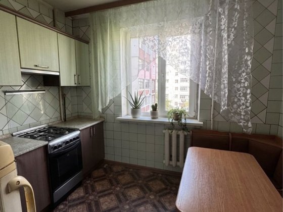 3-кімнатна квартира на проспекті Миру — комфортне житло в одному з найзручніших районів міста! Житомир