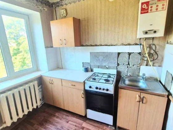Продам 1-о кімнатну квартиру в районі дендропарку, біля АТБ. Є-відновлення, ваучер. Кропивницький