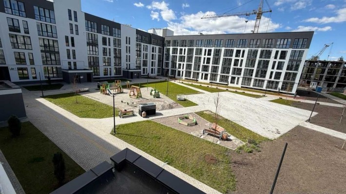 Продаж 2 кімнатної квартири, вул. Надійна - фото 1