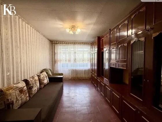 Продам 3 кімнатну квартиру на 12 кварталі Днепр