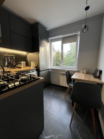 Продаж 2 кім квартири Любінська(будинок меблів) - фото 1