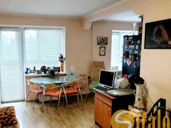 Продаж 2-х кімн. квартири вул. Перемоги біля Медінституту (019) Запорожье