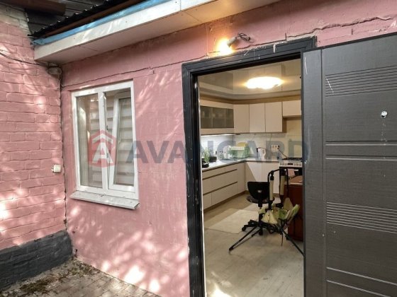 Продаж 3-кімнатної квартири на землі / будинок в Олександрівському р-ні по вул.Троїцька. Запорожье