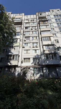 3-комнатная квартира ул. Квартальная( Гладкова) в Шевченковском районе Днепра - фото 1