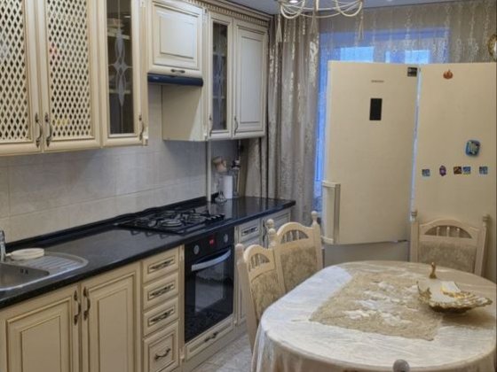 Продаж 4х кімнатноі квартири р-н Глобала Житомир