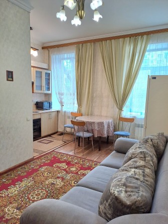 Продаж затишної квартири - фото 1
