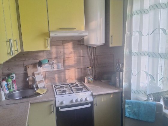 продам або здам трикімнатну квартиру Запорожье