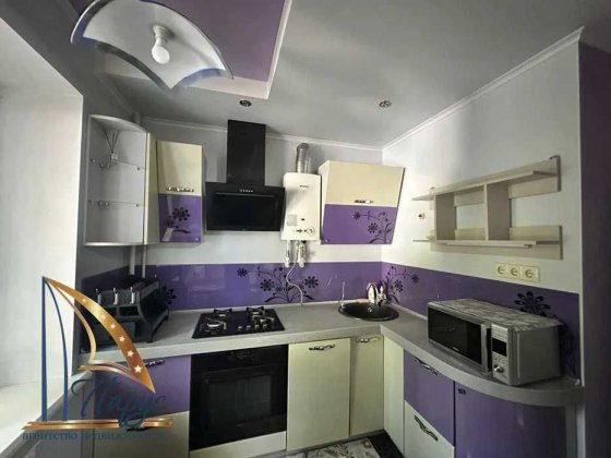 Продам 2 ком квартиру ул. Якова Новицкого 2/5 Запорожье