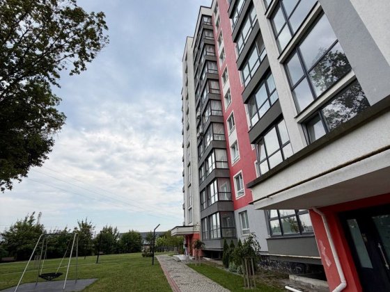 Продаж 3-кім. квартири 109.3 м2, вул. Б.Хмельницького Львов