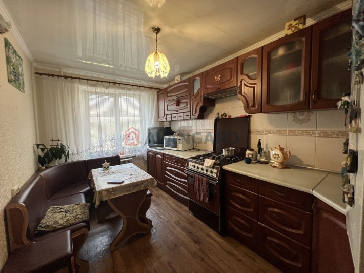 У продажу 3-кімнатна квартира ,Сертифікат - фото 1
