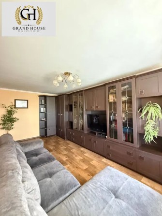 Продам 3 кімнатну квартиру на Миколаївці - фото 1