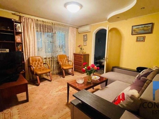 Продам большую 3к квартиру на Титова 12а! Днепр