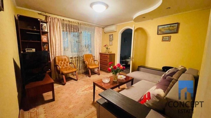 Продам большую 3к квартиру на Титова 12а! - фото 1