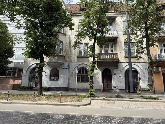 Продаж 1-кім. квартира 40 м.кв., в.Степана Бандери Львів
