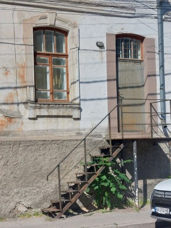 Продам 2к квартиру в Центрі по червоній лінії - фото 1