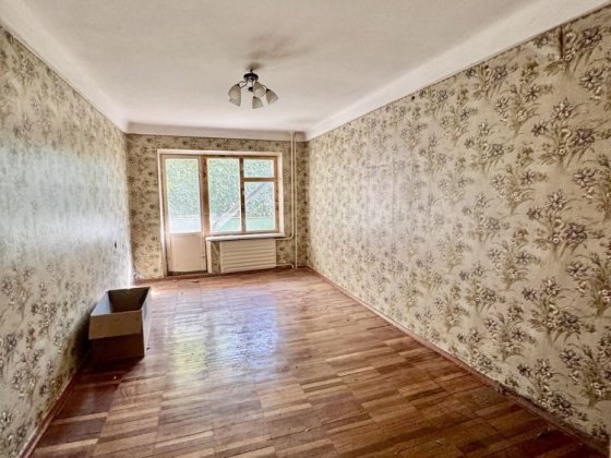 Продаётся 3 ком . кв . ул. Рустави в Осипенковском районе! Запорожье