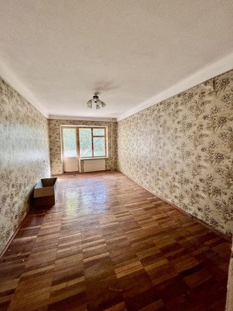 Продаётся 3 ком . кв . ул. Рустави в Осипенковском районе! - фото 1