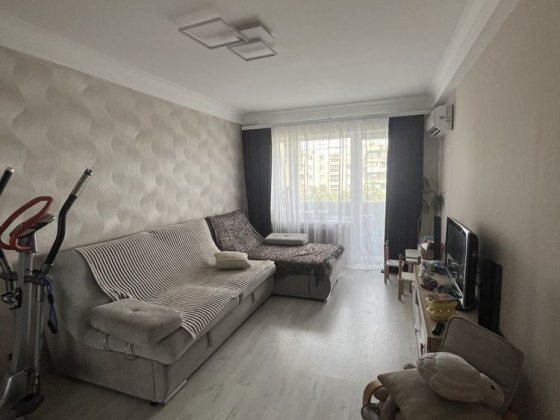 Продаж 3 кімнатноі квартири вул.Історична Запорожье