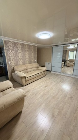3-кімнатна квартира 52,8 м², Шкільний, навпроти «ВІП Хатинка» - фото 1