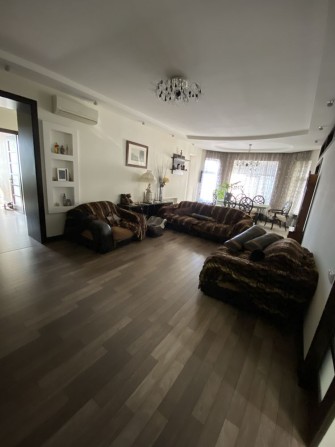 Продам 3 комнатную квартиру в новостройке 2парко места - фото 1