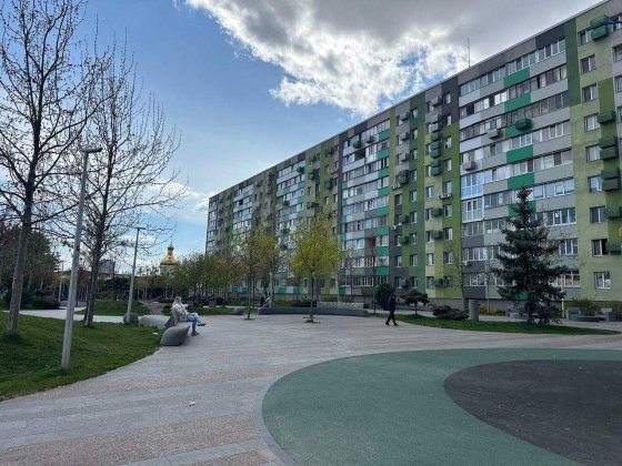 Продам 2-х кімнатну квартиру пр. Слобожанський 65 ( лівий берег) Днепр